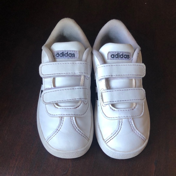 adidas youth velcro shoes